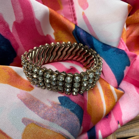 Vintage rhinestone bracelet. Circa 1960s - Picture 2 of 6